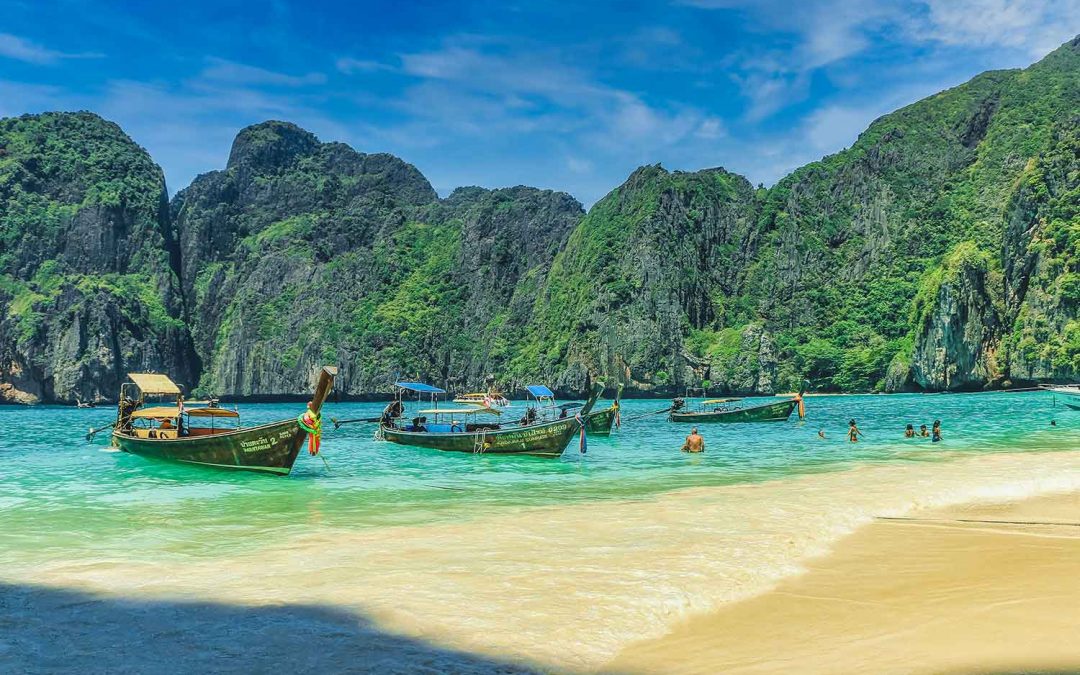 How to Find the Best Summer Teaching Jobs Abroad in 2025